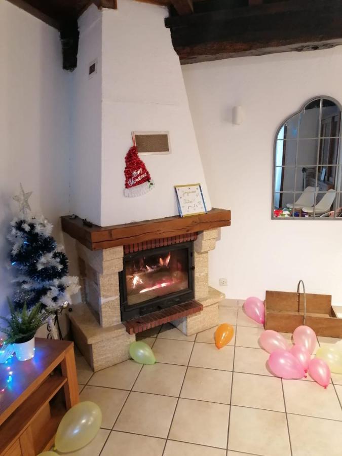 Maison De Village Saint-Barthelemy-de-Vals Exterior photo